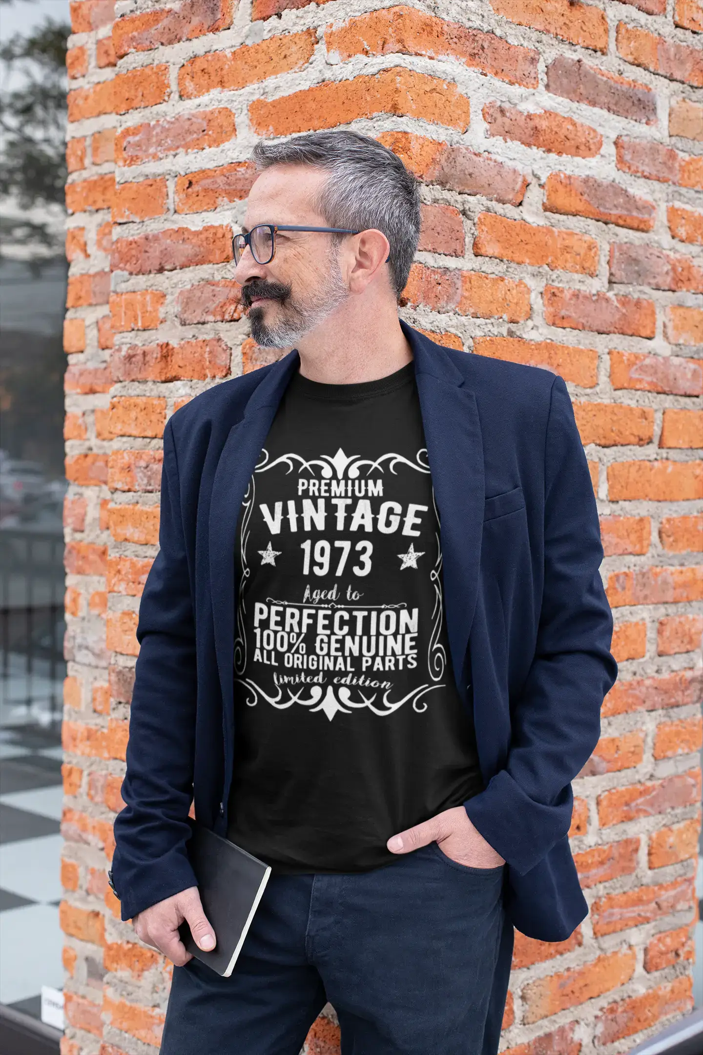 Premium Vintage année 1973, noir, T-shirt à manches courtes et col rond pour hommes, t-shirt cadeau 00347