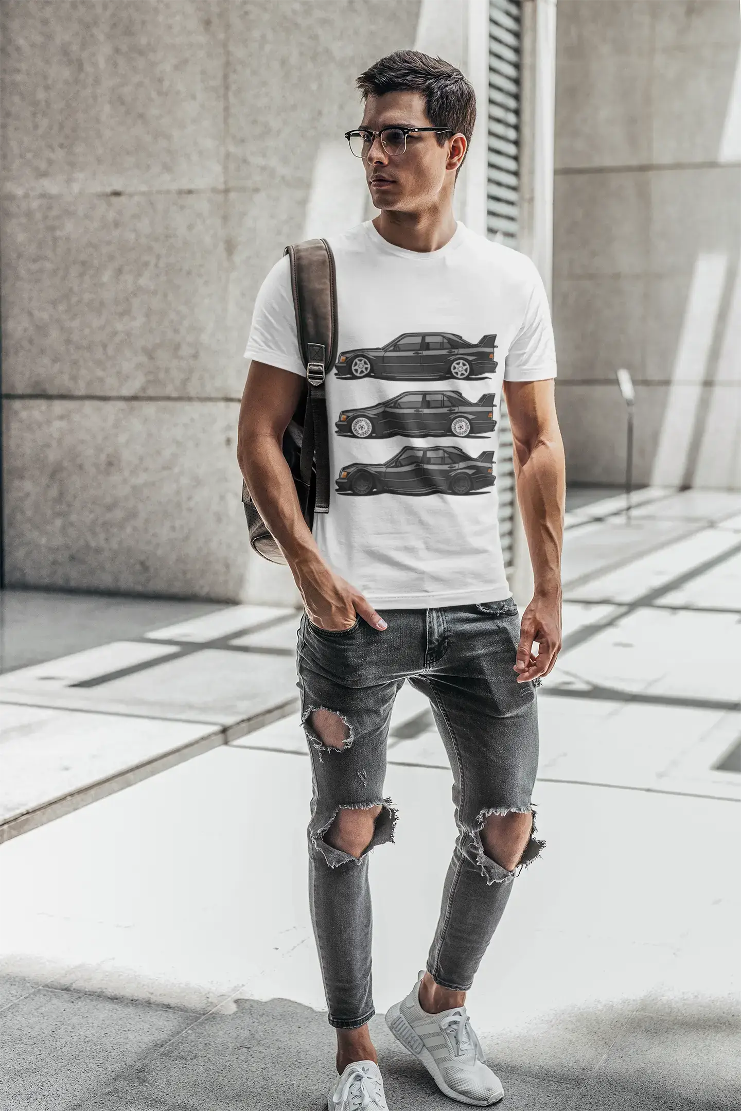 ULTRABASIC - Graphic Men's Car Classic 190E Evolution Car T-Shirt White Round Neck