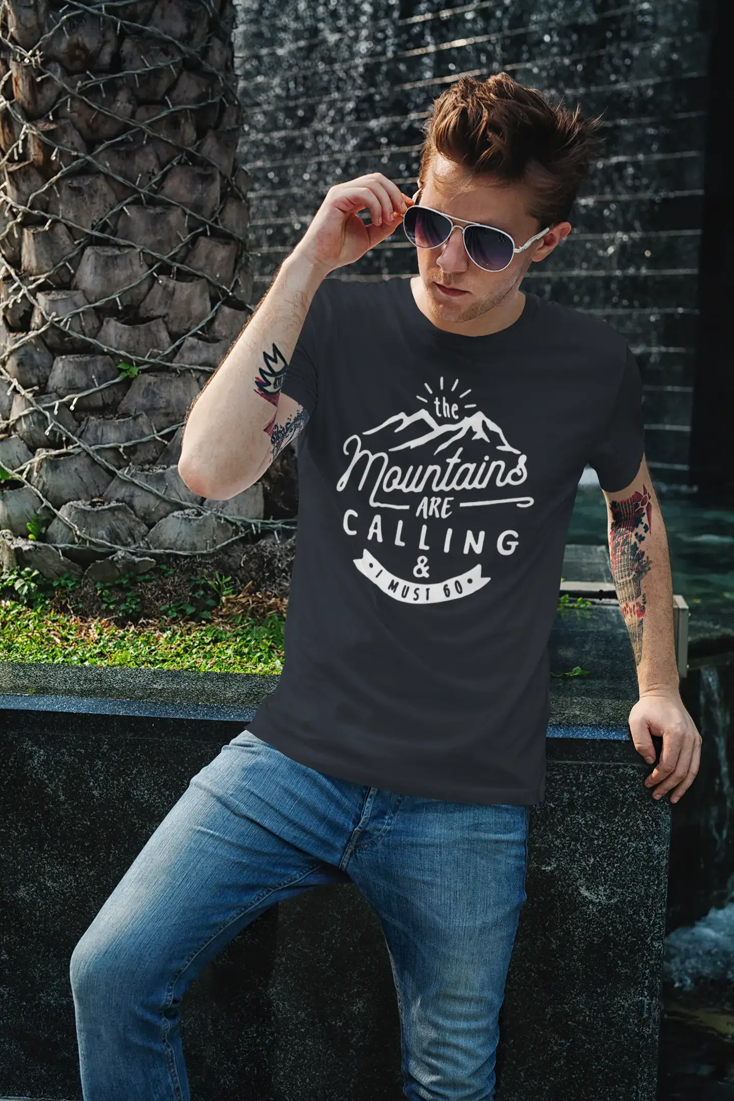 ULTRABASIC - Graphic Printed Men's The Mountains Are Calling And I Must Go Hiking Tee Emerald