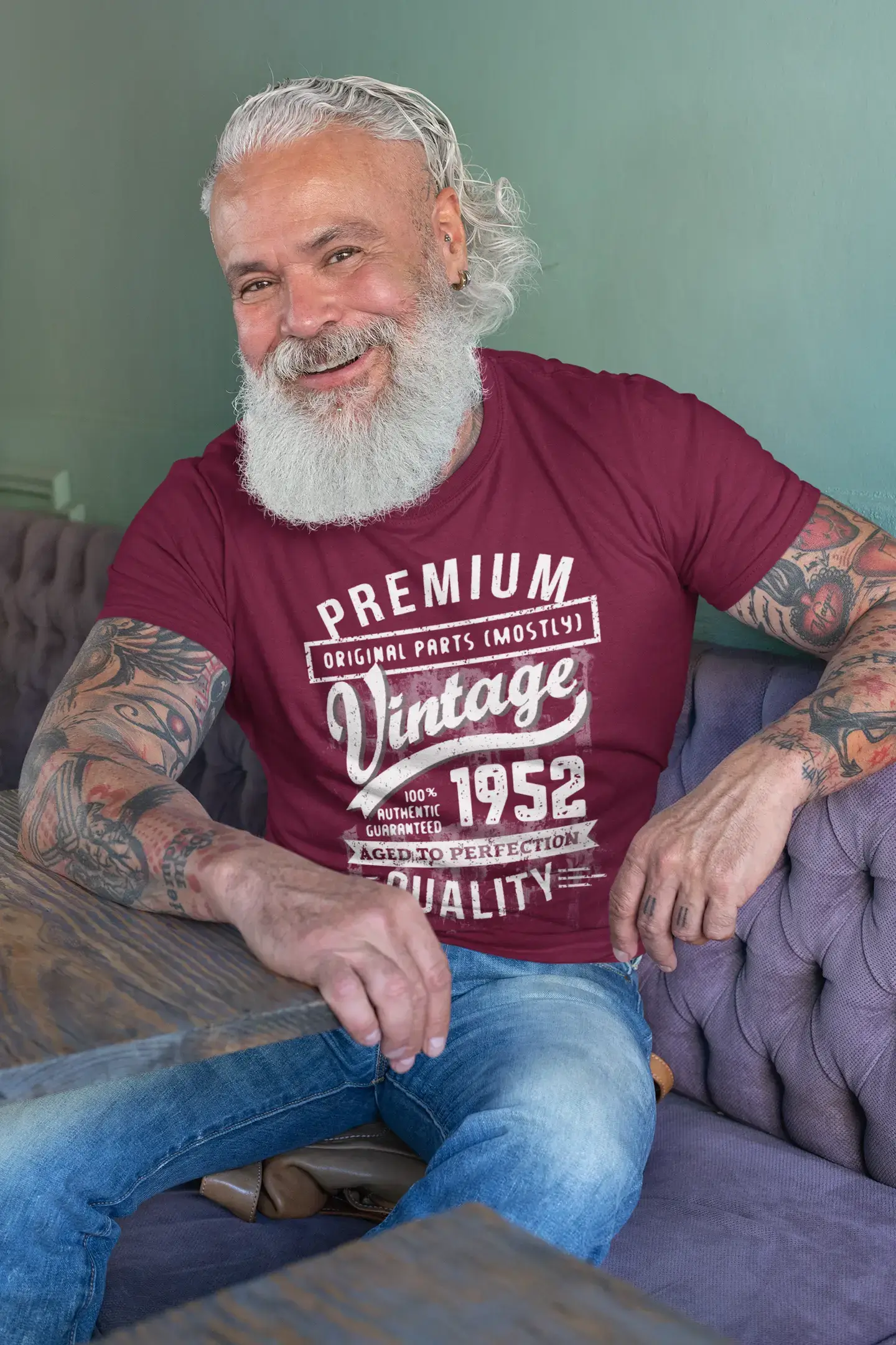 ULTRABASIC – <span>Grafisches</span> <span>Herren</span> -T-Shirt „1952 Aged to Perfection“ <span>als</span> <span>Geburtstagsgeschenk</span>