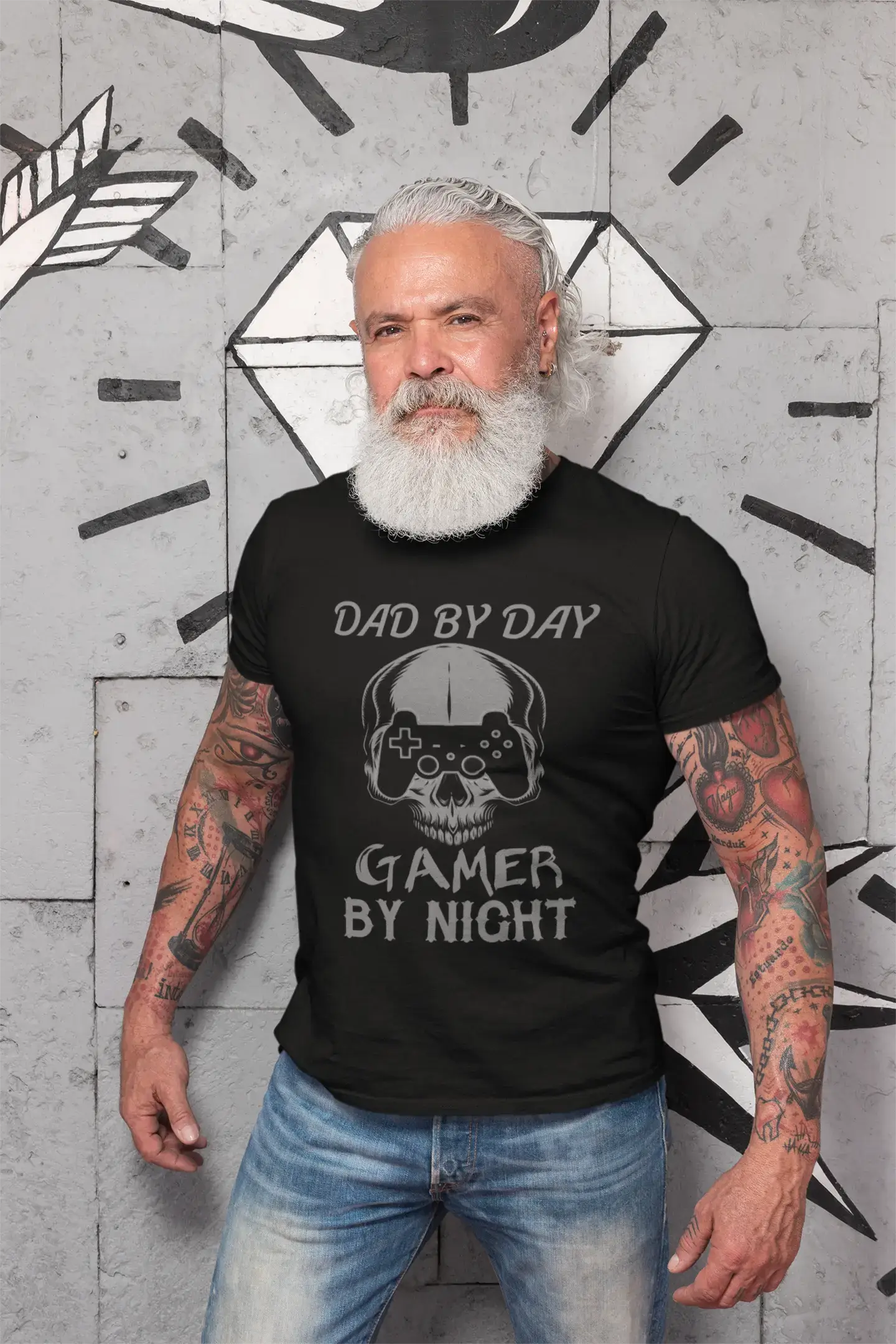 ULTRABASIC Men's Graphic Dad by Day Gamer by Night - Chemises assorties pour les pères