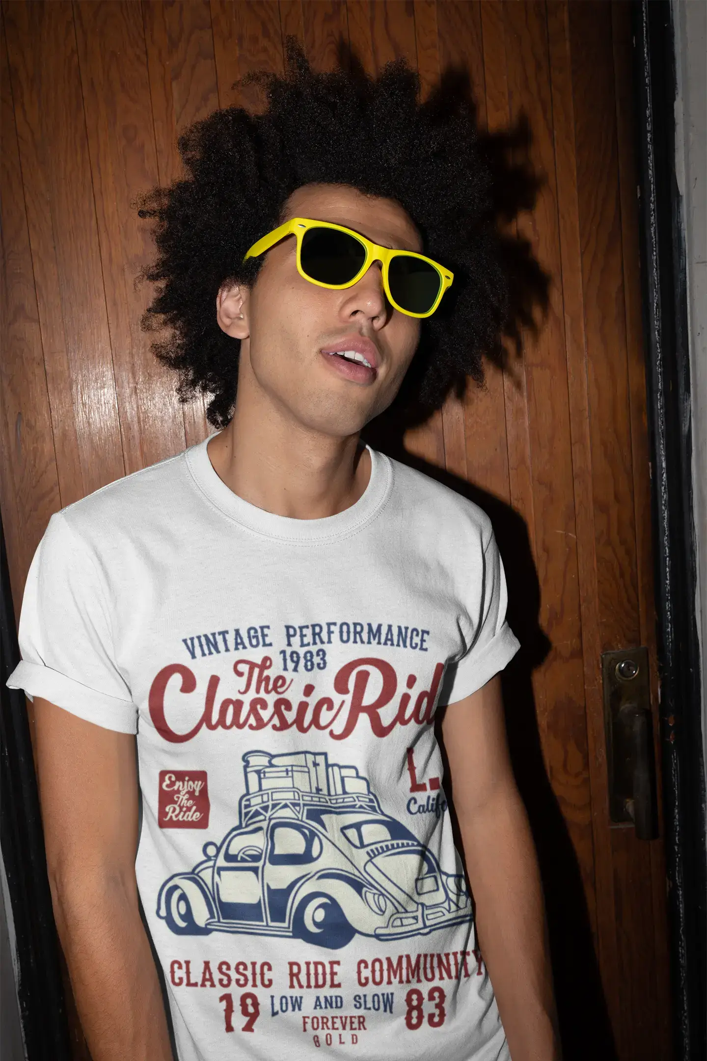 ULTRABASIC Herren-Grafik-T-Shirt Vintage Performance 1983 – The Classic Ride