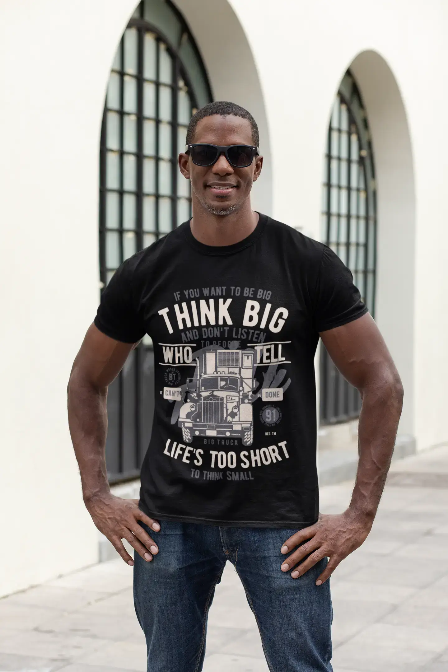 ULTRABASIC Herren-Grafik-T-Shirt „Think Big Life's Too Short – Big Truck“-T-Shirt