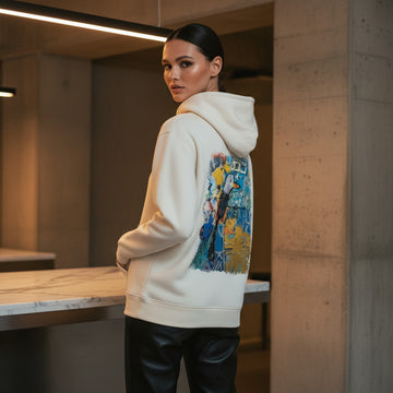 Condor 0053-104-CON — Editorial — Shoulder glance