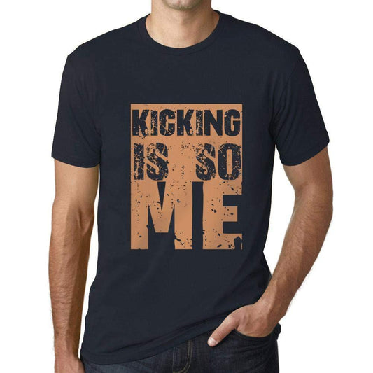 Herren T-Shirt Graphique Kicking is So Me Marine