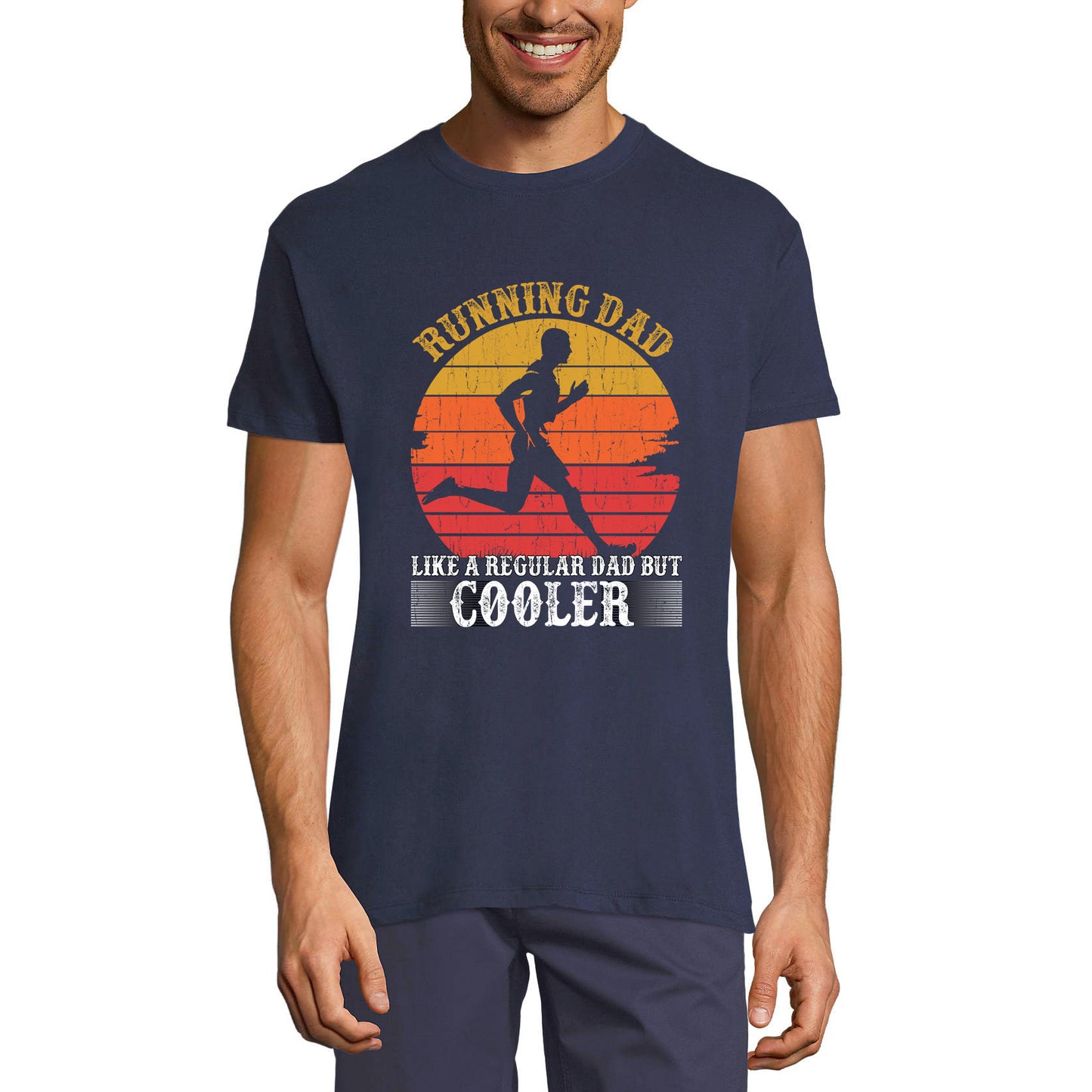 ULTRABASIC Herren-T-Shirt „Running Dad Like a Regular Dad But Cooler – Läufer-T-Shirt“.