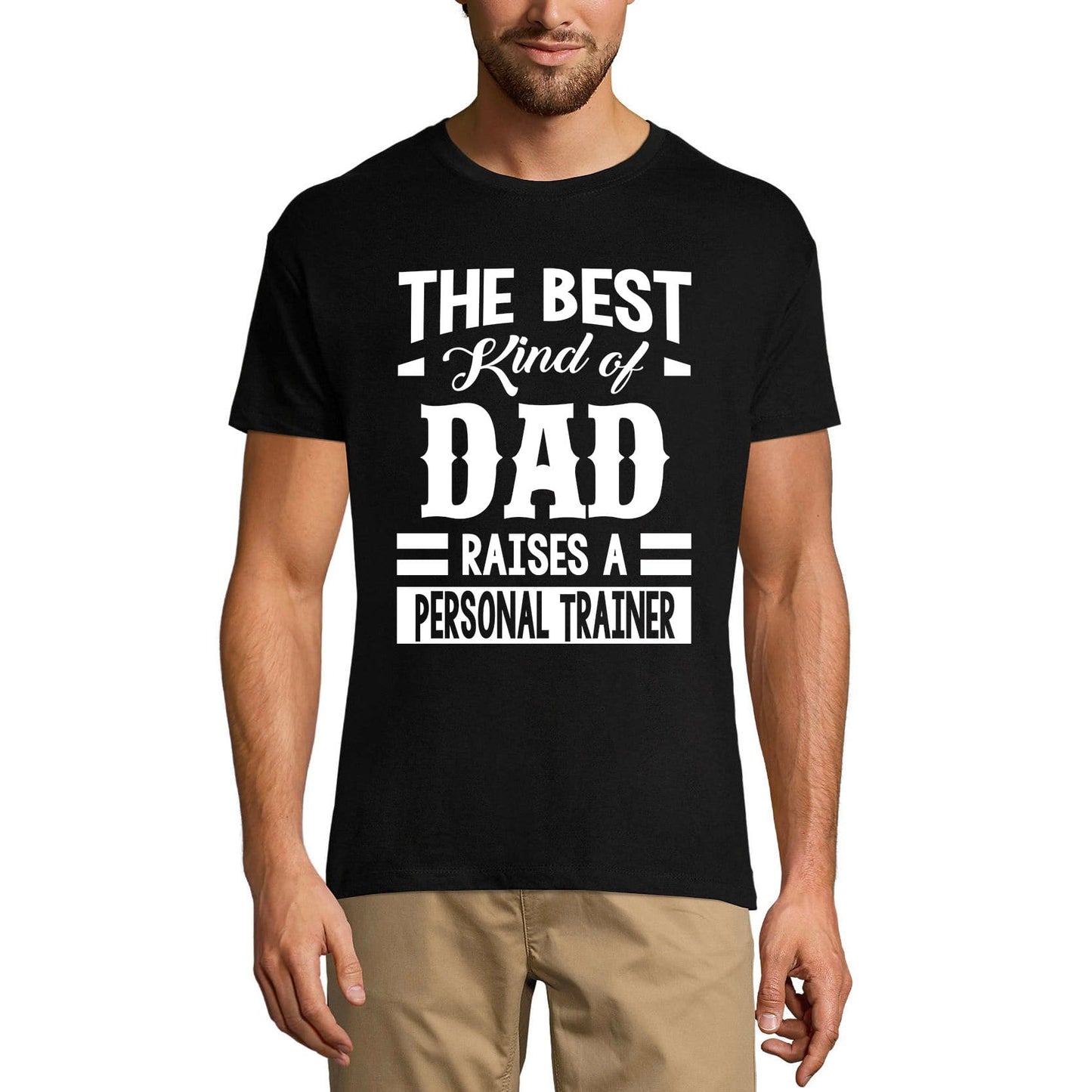 ULTRABASIC Herren-Grafik-T-Shirt „Dad Raises a Personal Trainer“.