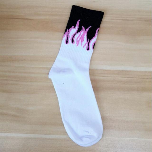 1 paire hommes mode Hip Hop Hit couleur sur feu équipage chaussettes rouge flamme Blaze puissance torche chaleur chaude rue Skateboard coton chaussettes