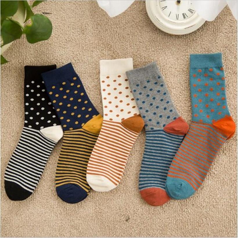 Neue Ankunft hochwertige gekämmte Baumwolle Männer Polka Dot Streifen Happy Socken Farbe Marke Designer Casual Neuheit Kleid Business