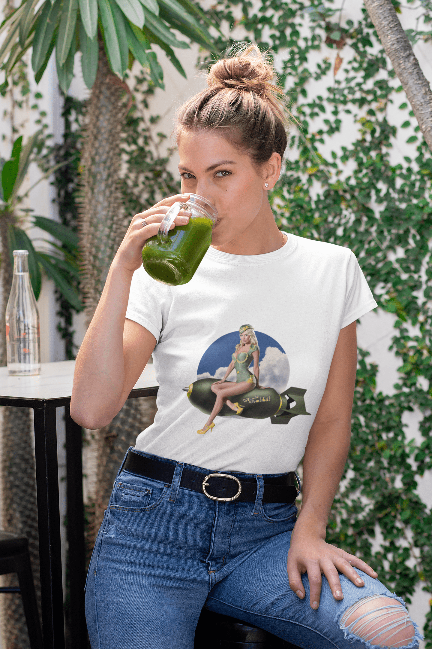 Army Pin-Up Fly Blonde Bombshell, weißes Damen-T-Shirt, 100 % Baumwolle 00212